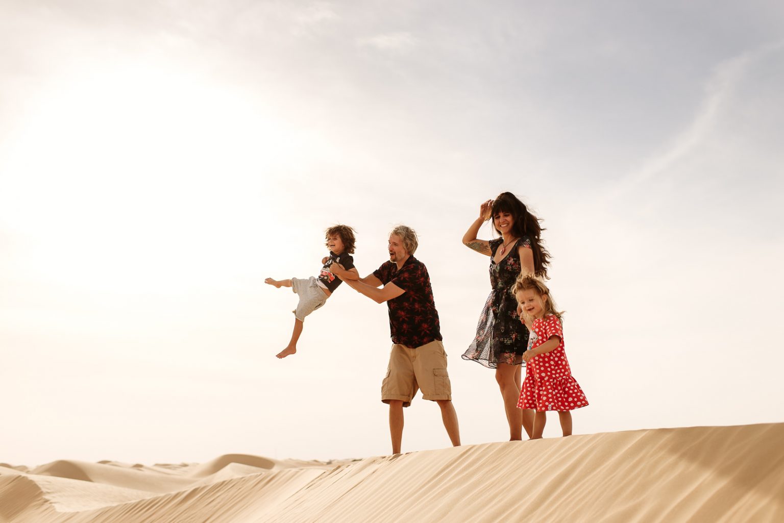 Family Desert Photo Shoot | ABU DHABI - sublimelysweet.com